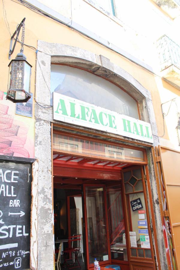 Alface Hall Hostel & Bar Lisboa Exteriör bild